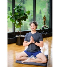 Hugger Mugger Zabuton Yoga Meditation Cushion Blue -EVERYDAY YOGA Sales 1739986894883 blue 5a 1