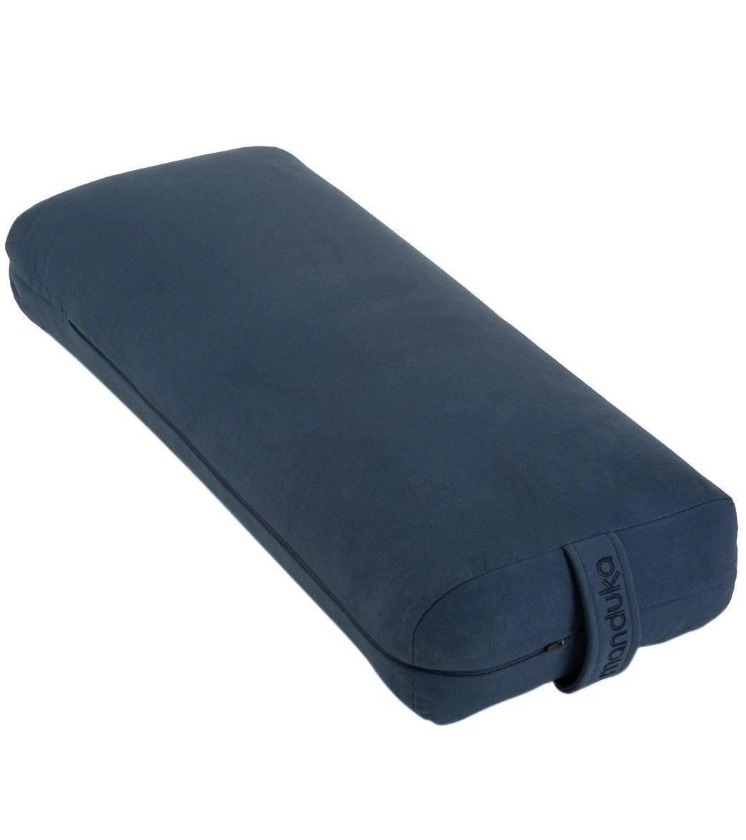 Manduka Enlight Rectangular Yoga Bolster Midnight 2 Manduka Enlight Rectangular Yoga Bolster Midnight - Image 2