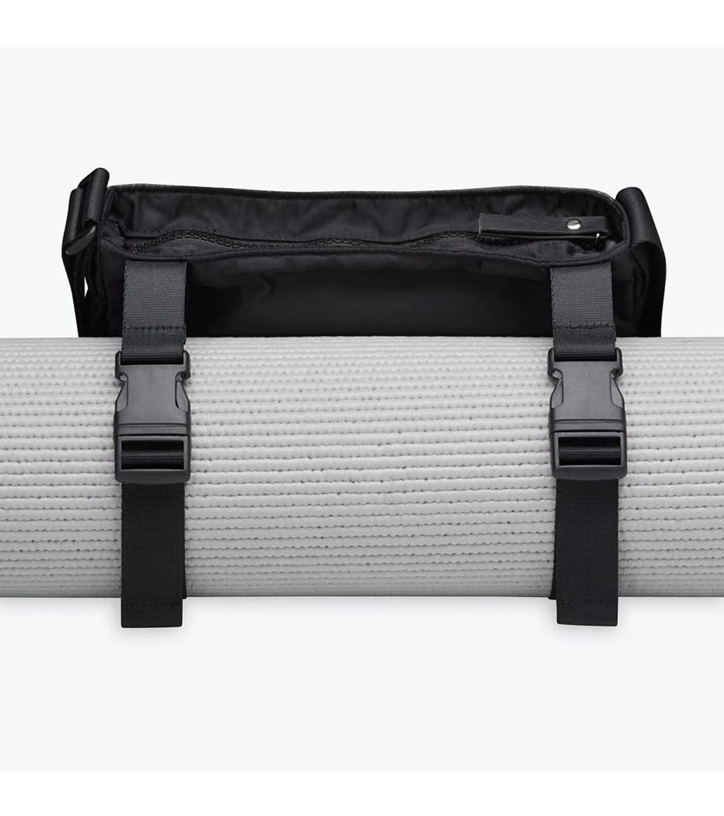 Gaiam Wander Free Yoga Pouch 4 Gaiam Wander Free Yoga Pouch - Image 4