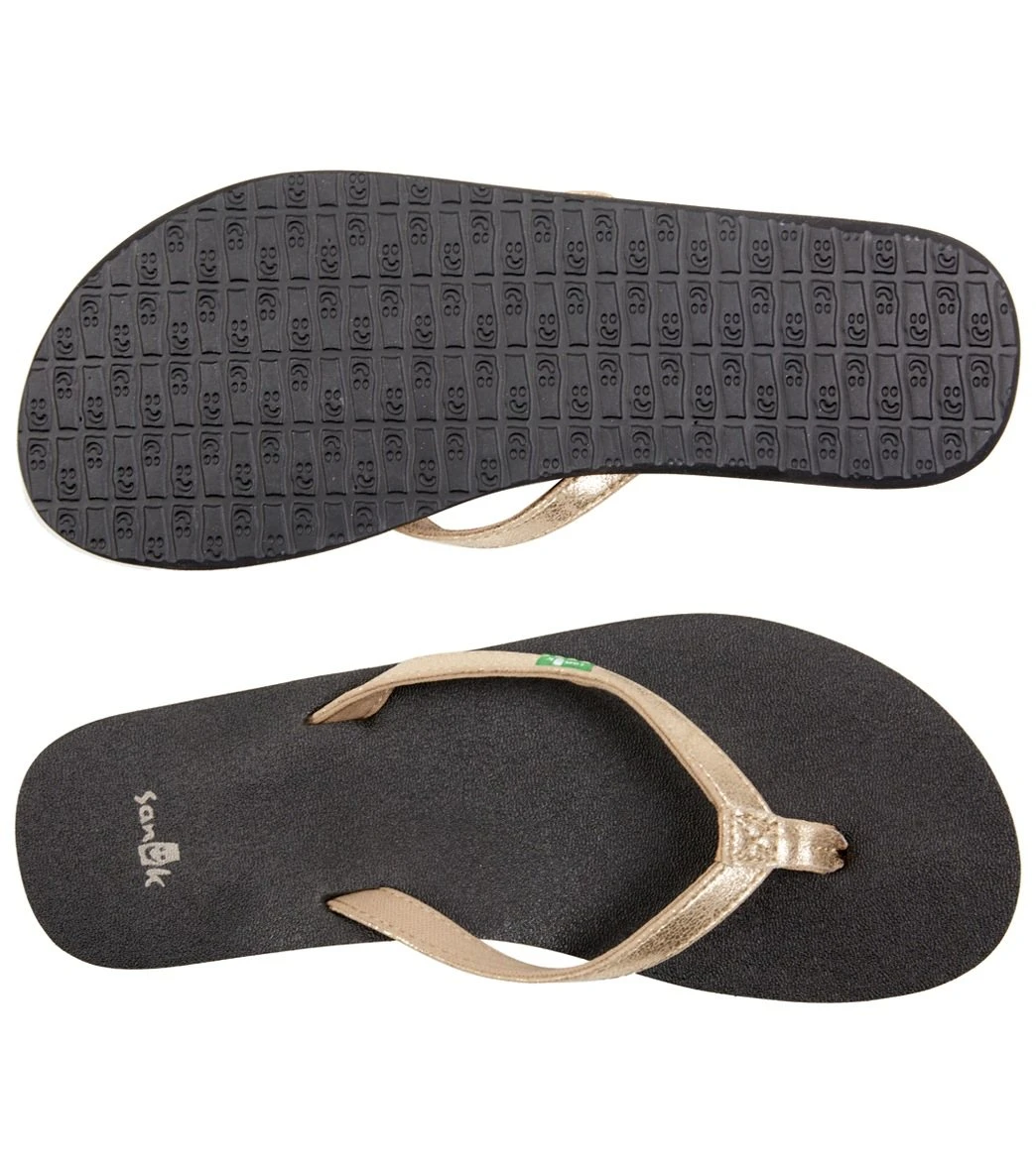 Sanuk Women's Yoga Joy Metallic Flip Flop Champagne 3 Sanuk Women's Yoga Joy Metallic Flip Flop Champagne - Image 3