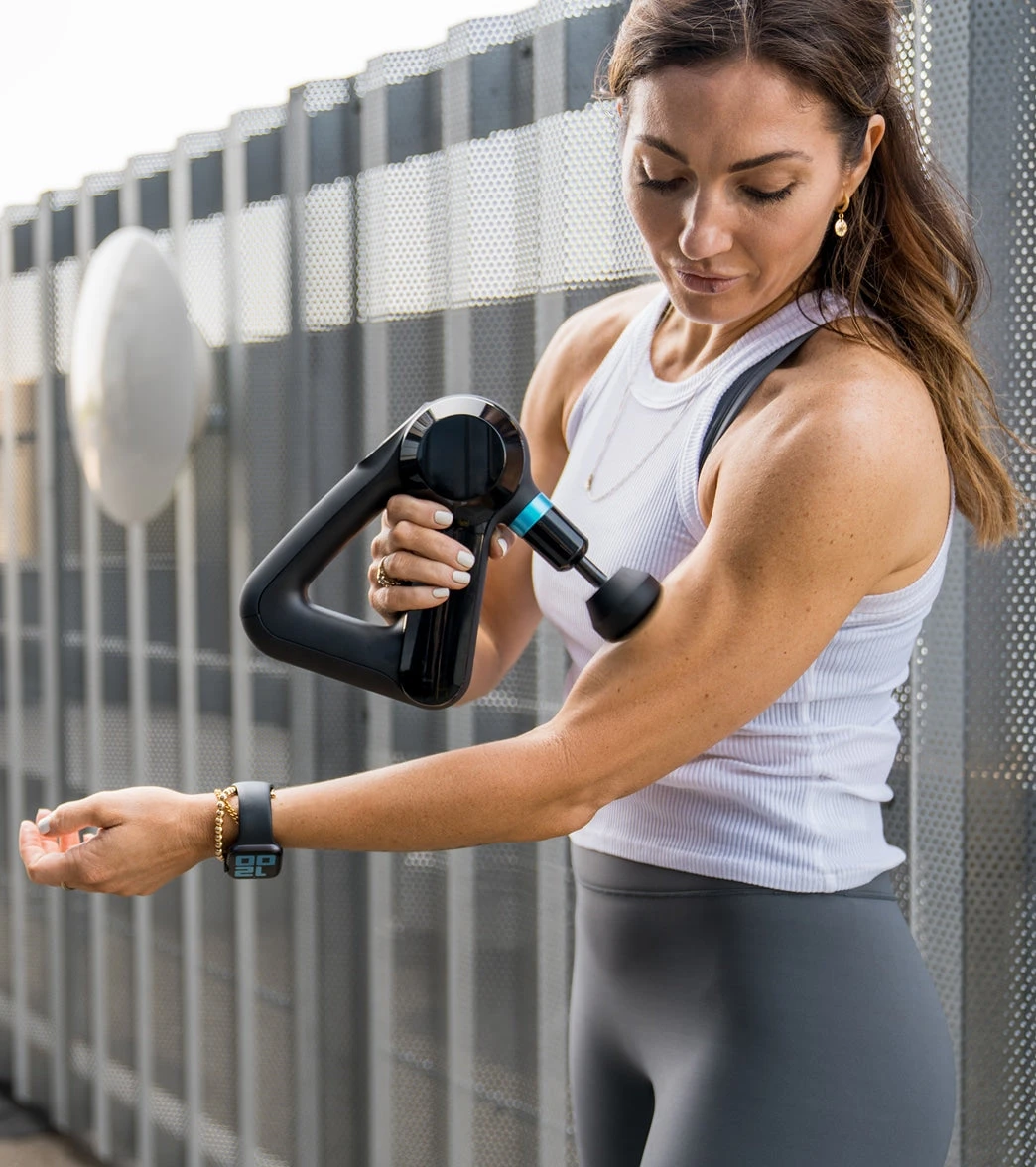 Theragun Elite™ Black/Blue 8 Theragun Elite™ Black/Blue - Image 8