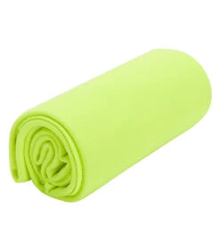 Alo Yoga Perf No Sweat Hand Towel -EVERYDAY YOGA Sales 6765706182699 highlighter 1a